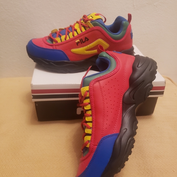 Fila Disruptor Sneakers - Picture 3 of 5